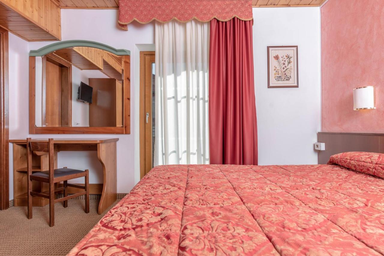 Hotel Italo Madonna Esterno foto