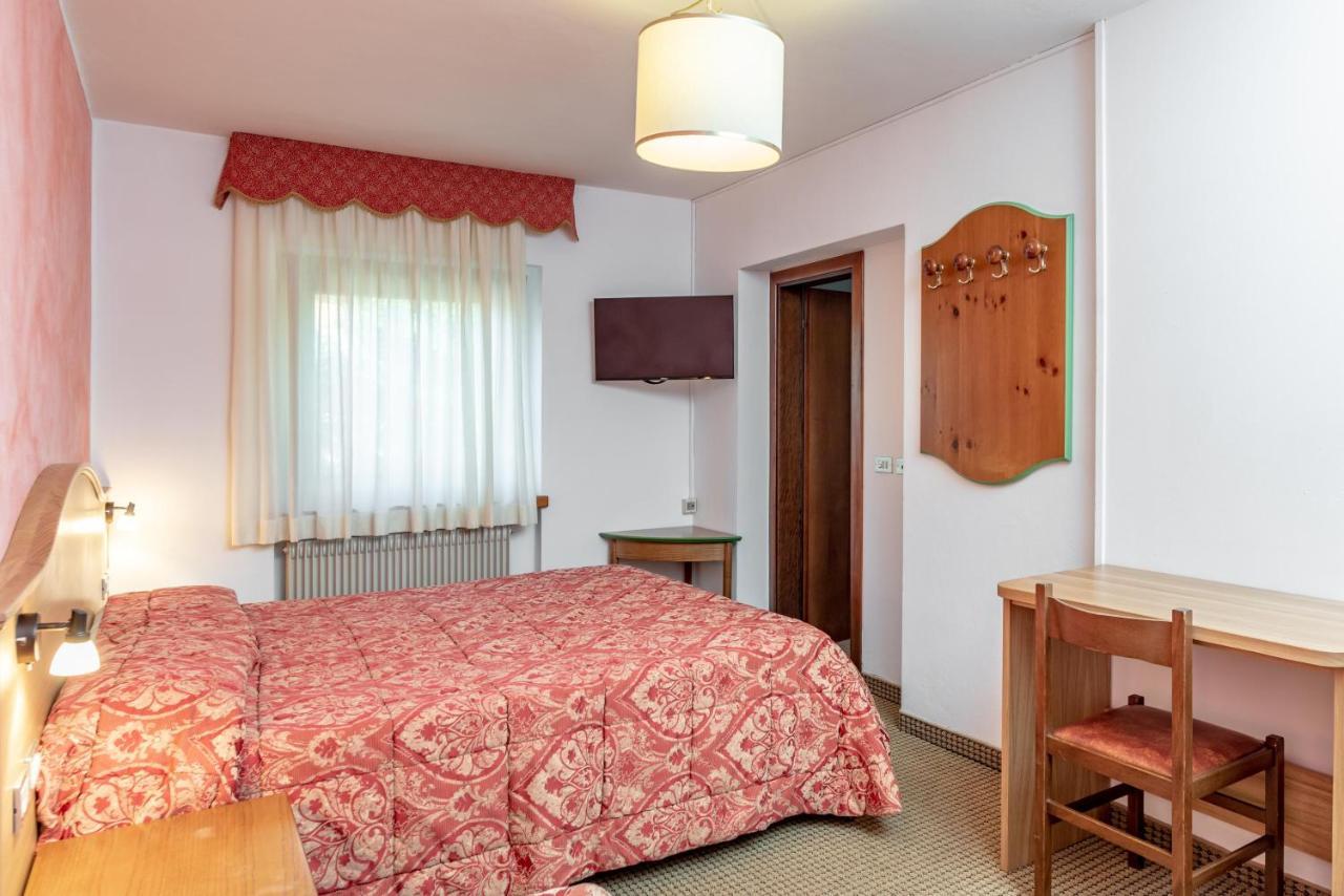 Hotel Italo Madonna Esterno foto